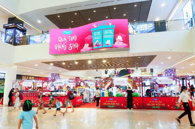 Tọa độ check-in mới: Vùng đất Giáng sinh nhiệm màu SC VivoCity - Ảnh 5.