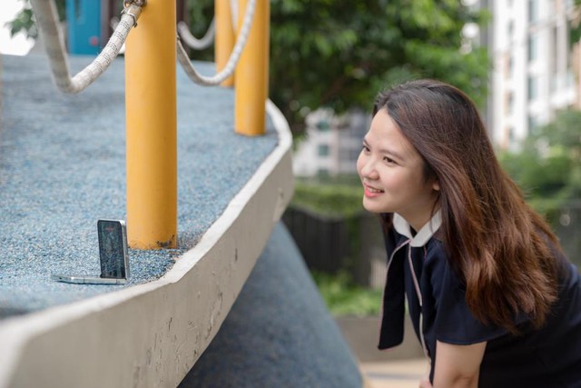 Cặp vợ ch&ocirc;̀ng trẻ quản l&yacute; &acirc;m nhạc - s&aacute;ng tạo n&ocirc;̣i dung b&ocirc;̃ng th&acirc;́y c&ocirc;ng vi&ecirc;̣c, cu&ocirc;̣c s&ocirc;́ng đ&ecirc;̀u &ldquo;tr&ocirc;i chảy&rdquo; nhờ m&oacute;n đồ n&agrave;y - Ảnh 7.