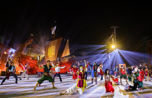 Giới trẻ H&agrave; th&agrave;nh h&agrave;o hứng b&oacute;c tem vũ trụ giải tr&iacute; lớn bậc nhất miền Bắc tại Ocean City - Ảnh 2.