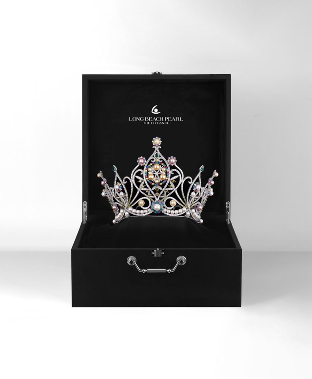 Tuyệt t&aacute;c vương miện Miss Earth 2023 của Long Beach Pearl g&acirc;y ấn tượng với thiết kế tinh xảo, &yacute; nghĩa đặc biệt - Ảnh 1.
