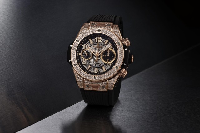 Cùng Hublot trao gửi yêu thương trong dịp lễ hội cuối năm - Ảnh 3.