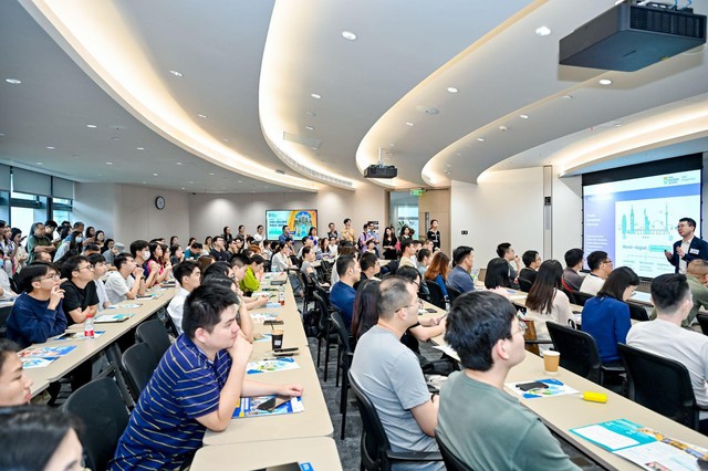 Trải nghiệm học tập đẳng cấp tại ngôi trường đại học Top 26 thế giới cùng HKU Experience Day 2024 - Ảnh 3.