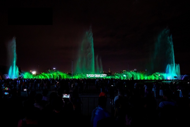 Không cần đến Tomorrowland, fan Việt vẫn có thể “bùng cháy” cùng DJ Tungevaag tại Luxury Countdown Party 2024 - Ảnh 2.