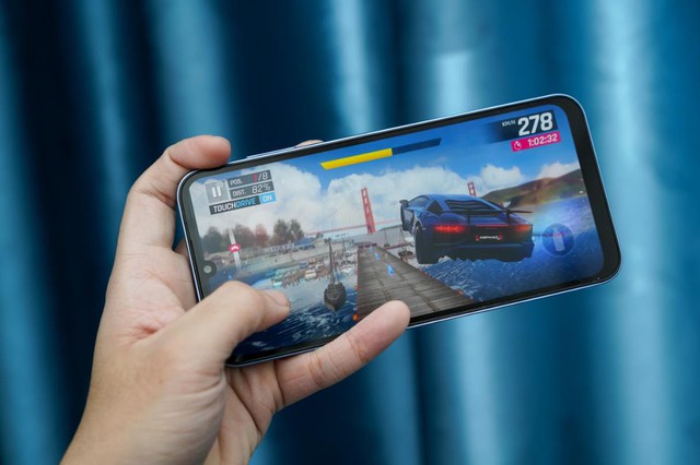 Trong tầm gi&aacute; từ 4 đến 7 triệu, Galaxy A15 v&agrave; A25 5G đ&aacute;p ứng hiệu quả nhu cầu của sinh vi&ecirc;n - Ảnh 4.