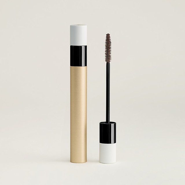 Đánh giá bộ makeup mắt đầu ti&ecirc;n của Herm&egrave;s: Bất ngờ v&igrave; m&agrave;u sắc đa dạng, chất lượng c&oacute; xứng danh &ldquo;xa xỉ thầm lặng&rdquo;? - Ảnh 2.