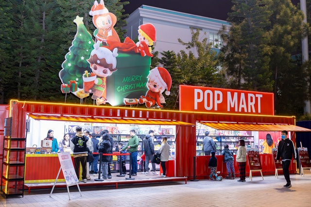 Hội chợ Art toy Giáng sinh quốc tế tại Vincom gây bão dịp lễ hội cuối năm - Ảnh 6.