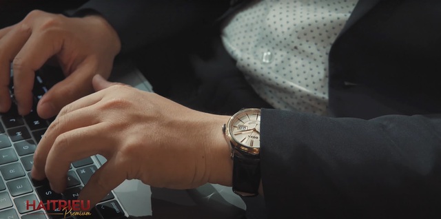 Vì sao người giàu thích đeo đồng hồ Doxa? - Ảnh 2.