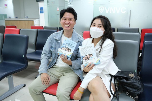 Giới trẻ săn l&ugrave;ng &ldquo;vắc xin t&igrave;nh y&ecirc;u&rdquo; dịp lễ T&igrave;nh nh&acirc;n 14/2 - Ảnh 3.