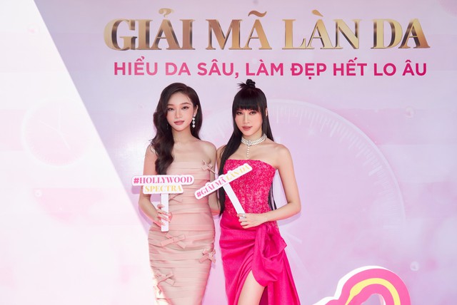 Thanh Thanh Huyền c&ugrave;ng nhiều KOC l&agrave;m đẹp hội tụ, c&ugrave;ng nhau &ldquo;giải m&atilde; l&agrave;n da&rdquo; với c&ocirc;ng nghệ Hollywood Spectra tại Zema Việt Nam - Ảnh 4.