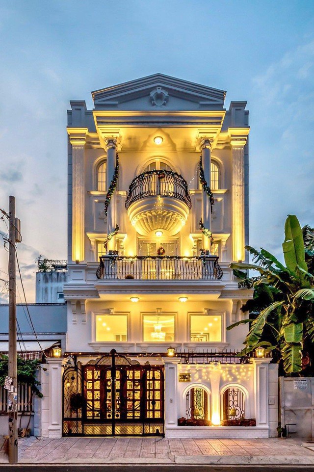 H&eacute; lộ nội thất đậm chất Ch&acirc;u &Acirc;u sang trọng trong biệt thự của Hoa hậu Nguyễn Cao Kim Anh - Ảnh 3.