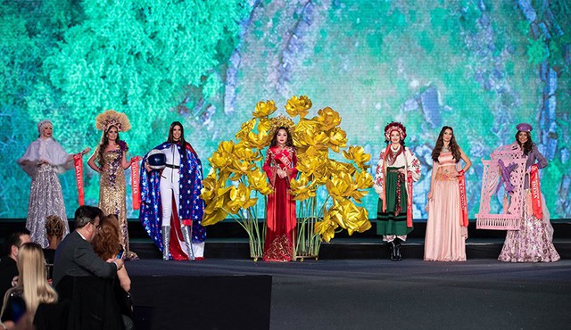 Hoàng Thanh Nga xuất sắc đoạt giải Á hậu 1 Mrs Universe 2022 tại Sofia - Ảnh 2.