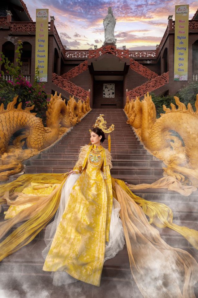 Hoa hậu Qu&yacute; b&agrave; Việt Nam B&iacute;ch Hạnh tung bộ ảnh mừng năm mới - Ảnh 7.