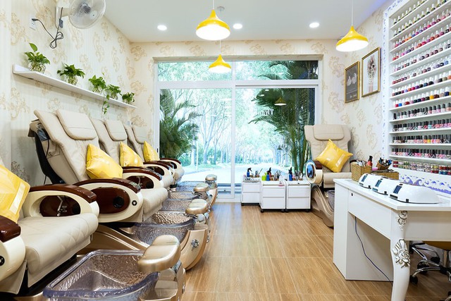 C&ocirc;ng ty bất động sản Đặng Thanh chuyển hướng sang kinh doanh nghề nail - Ảnh 2.