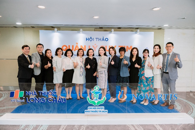 FPT Long Châu cùng Novartis Việt Nam triển khai chương trình đào tạo dược sĩ - Ảnh 1.