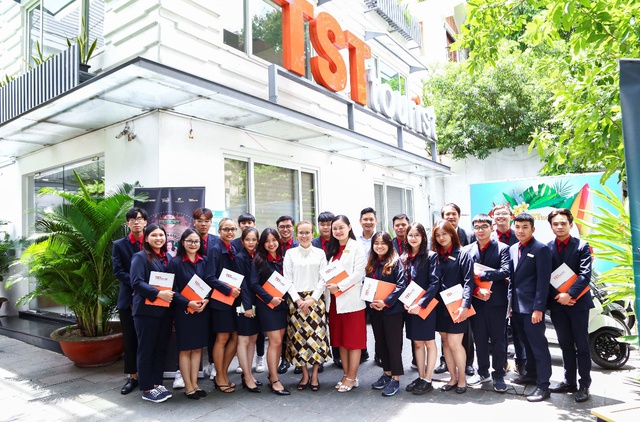 Học ng&agrave;nh Quản trị dịch vụ du lịch v&agrave; lữ h&agrave;nh với thế mạnh đ&agrave;o tạo tiếng Anh tại UEF - Ảnh 2.