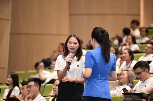 Động lực nào khiến những nhân sự nữ trẻ làm trong lĩnh vực công nghệ không “bỏ ngành”? - Ảnh 3.