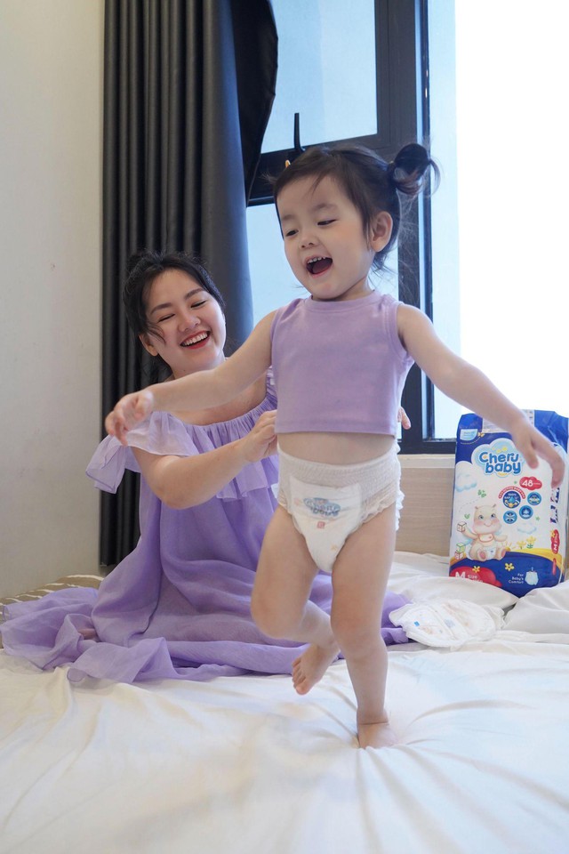 Ghi điểm nhờ t&iacute;nh năng si&ecirc;u thấm h&uacute;t, Cherubaby trở th&agrave;nh bỉm ch&acirc;n &aacute;i của cộng đồng mẹ bỉm Việt Nam - Ảnh 3.