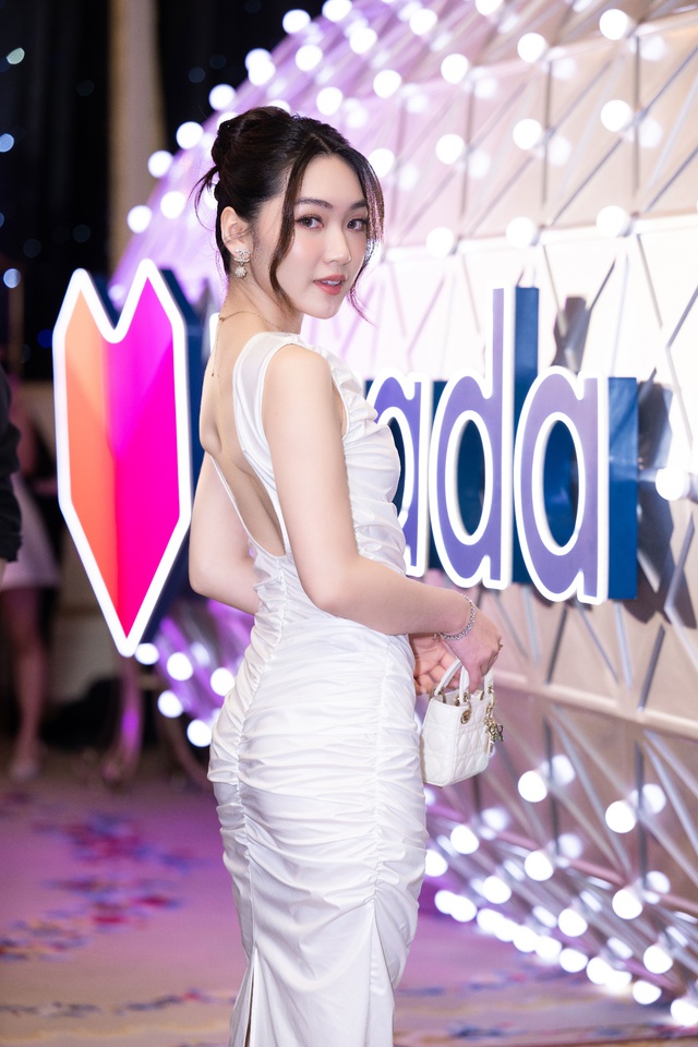 LazBeauty c&oacute; g&igrave; khiến Th&ugrave;y Ti&ecirc;n, Sĩ Thanh, Chloe Nguyễn v&agrave; h&agrave;ng loạt t&iacute;n đồ l&agrave;m đẹp m&ecirc; đắm? - Ảnh 5.