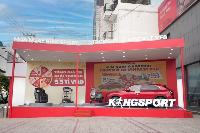 Lộ diện chủ nhân xe máy Vespa Sprint 2022 trị giá 78 triệu của chương trình “Mua ngay KingSport, trúng ô tô Vinfast VF8” - Ảnh 5.
