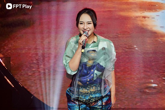 Phùng Khánh Linh không còn là cô bé hát trong tủ - Ảnh 5.