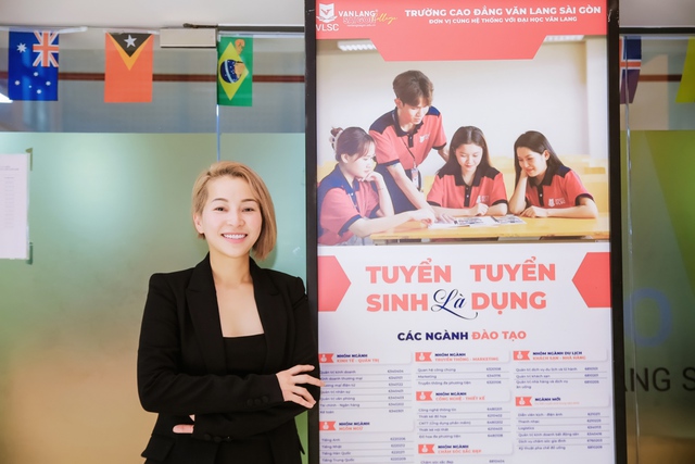 Sinh viên Cao đẳng Văn Lang Sài Gòn gặp gỡ chuyên gia làm đẹp Nguyễn Bảo Châu - Ảnh 4.