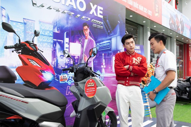L&yacute; do khiến Hiếu Thứ Hai chọn Honda Vario 160 mạnh mẽ đầy ki&ecirc;u h&atilde;nh l&agrave;m bạn đồng h&agrave;nh - Ảnh 3.