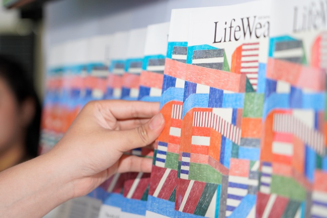 Ấn phẩm LifeWear The Art of Everyday Life - Nỗ lực truyền tải c&acirc;u chuyện thương hiệu độc đ&aacute;o từ UNIQLO - Ảnh 4.