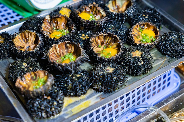 Đến Ph&uacute; Quốc United Center dịp sinh nhật đỉnh cao, đừng bỏ lỡ đặc sản b&ograve; tơ Grand World v&agrave; foodtour năm ch&acirc;u - Ảnh 6.