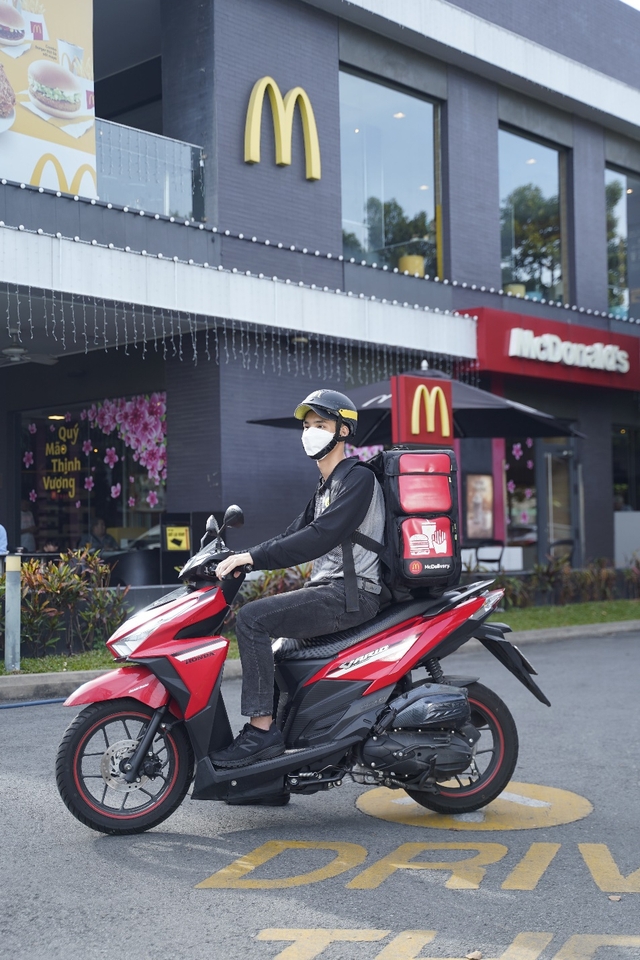 McDonald’s phủ sóng dịch vụ giao hàng McDelivery toàn hệ thống - Ảnh 2.