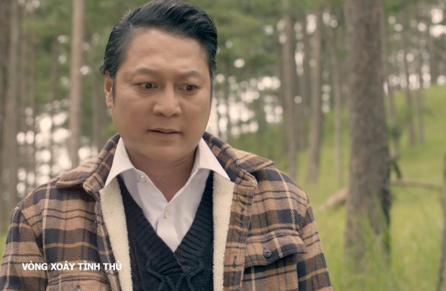 V&ograve;ng xo&aacute;y t&igrave;nh th&ugrave;: Phim xưa mở m&agrave;n bằng một &ldquo;bầu trời drama&rdquo; - Ảnh 1.