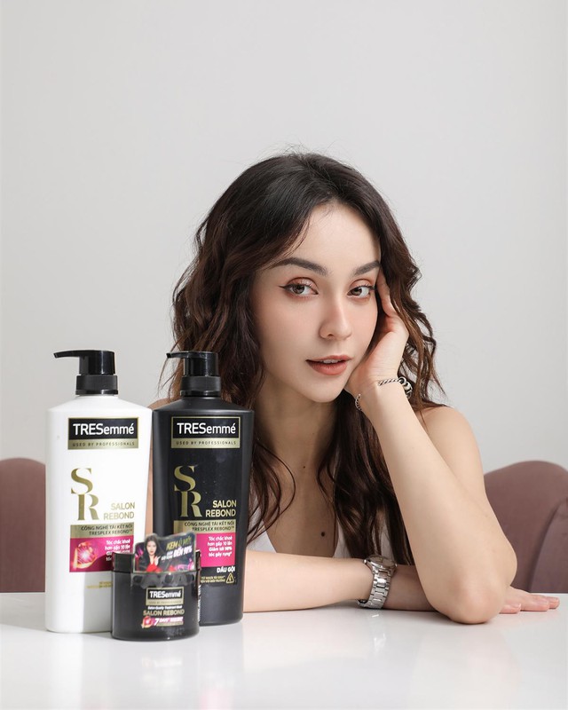 B&iacute; quyết chăm s&oacute;c t&oacute;c tẩy của c&aacute;c KOLs để tr&aacute;nh rụng t&oacute;c, bạn đ&atilde; biết? - Ảnh 4.