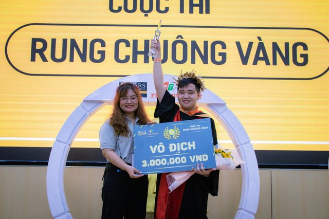Thi học bổng nhưng bị loại v&igrave; thuộc diện đặc c&aacute;ch, nam sinh đua top th&agrave;nh t&iacute;ch To&aacute;n học tại ĐH FPT - Ảnh 1.