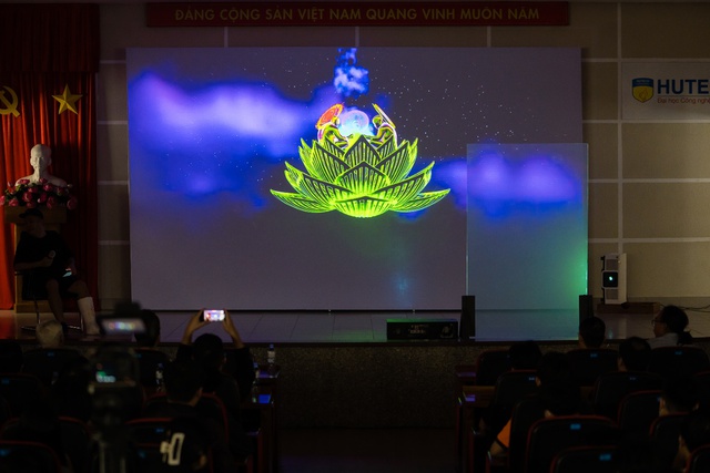 Chia sẻ về công nghệ Hologram, Tùng Monkey khẳng định sinh viên ngành Nghệ thuật số HUTECH đã chọn đúng nghề - Ảnh 5.