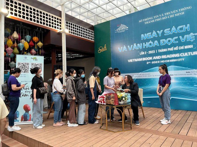 Thị trường sách nói Việt Nam: Cơ hội đến từ “công thức” xuất bản mới - Ảnh 1. Thị trường sách nói Việt Nam: Cơ hội đến từ “công thức” xuất bản mới - Ảnh 1.
