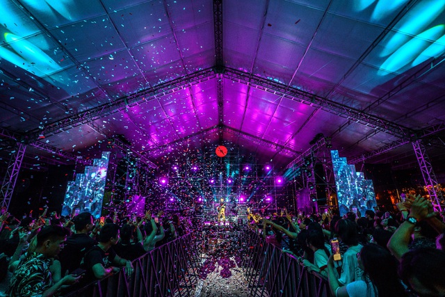 RockFest 2023 - Cuộc hội ngộ đầy cảm x&uacute;c của những tr&aacute;i tim y&ecirc;u Rock Việt - Ảnh 4.