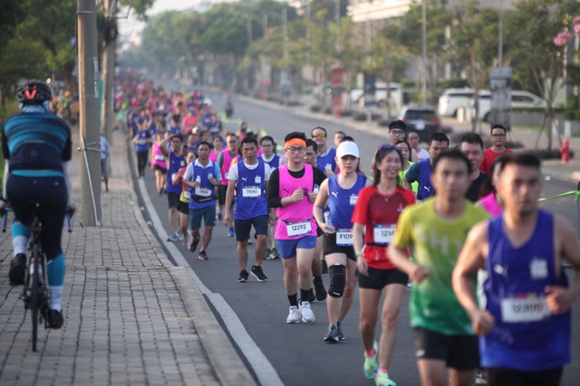 Lộ diện 4 runner giành vé tham dự chung kết Lazada Run tại Singapore - Ảnh 9.