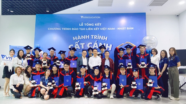 Du học li&ecirc;n kết: Thế hệ sinh vi&ecirc;n đầu ti&ecirc;n của Tập đo&agrave;n VTI l&ecirc;n đường sang Nhật Bản - Ảnh 3.