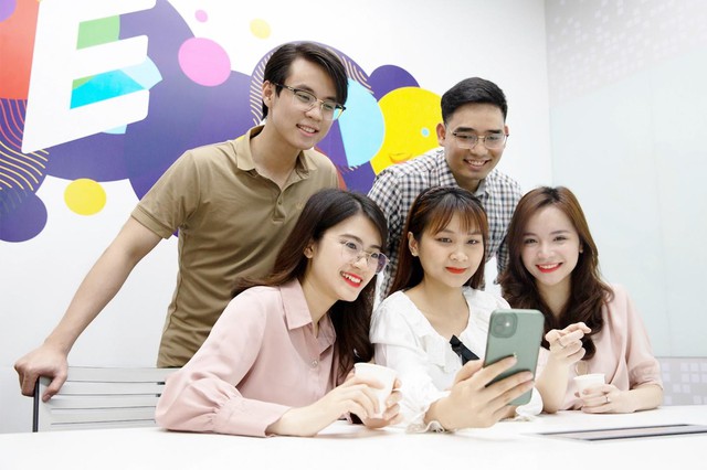 Giải pháp eKYC trên Agribank E-Mobile Banking giành giải thưởng Sao Khuê 2023 - Ảnh 2.