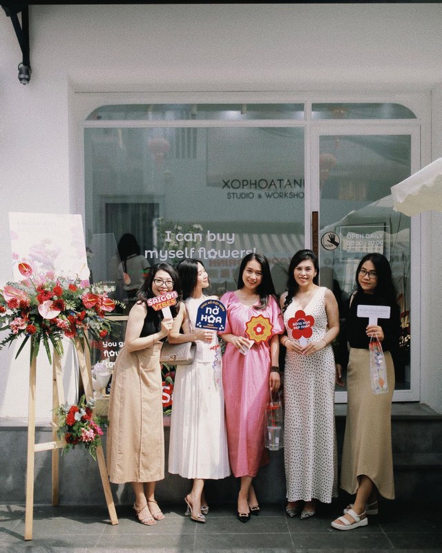 Truy tìm shop hoa tươi được các bạn trẻ mê mẩn mới cập bến tại TP.HCM - Ảnh 1.