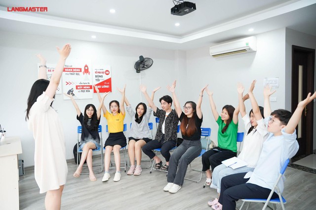 Unlock Your Power 2023: &ldquo;Điểm s&aacute;ng&rdquo; trong văn h&oacute;a của giảng vi&ecirc;n Langmaster - Ảnh 2.
