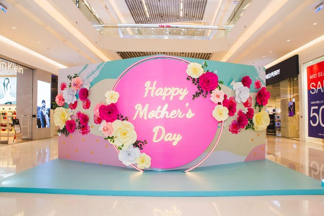 Mừng th&aacute;ng của mẹ, c&ugrave;ng Crescent Mall kh&aacute;m ph&aacute; điều tuyệt vời - Ảnh 2.
