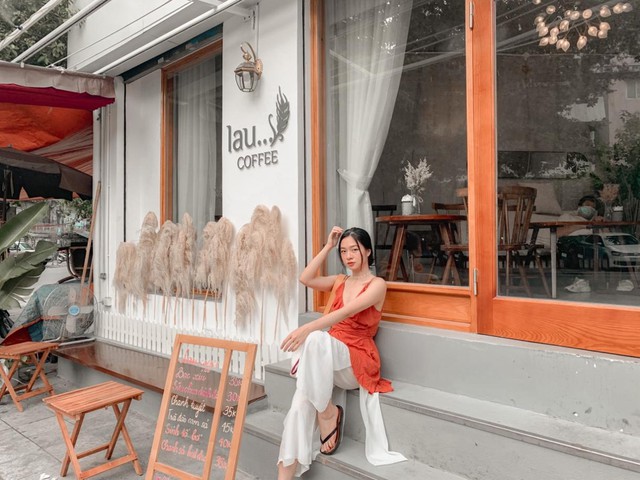 &ldquo;Học tỷ Bắc Đại&rdquo; khiến sinh vi&ecirc;n ĐH FPT cực m&ecirc; mỗi giờ l&ecirc;n lớp - Ảnh 1.