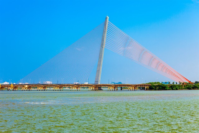 Cầu Nguyễn Văn Trỗi - Sắc màu di sản giữa Đà Nẵng phồn hoa - Ảnh 2.