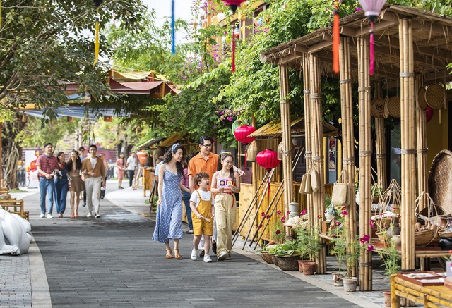 C&ugrave;ng con kh&aacute;m ph&aacute; điều hay, chơi h&egrave; thỏa th&iacute;ch tại VinWonders - Ảnh 7.