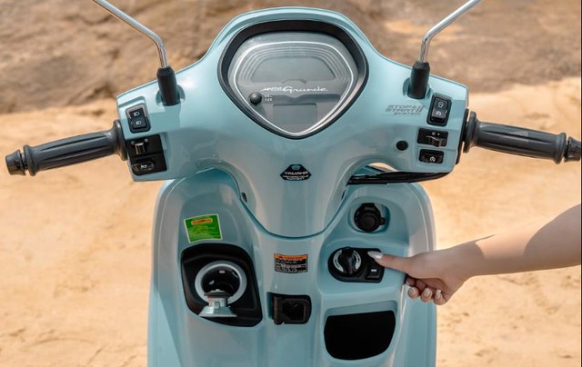 C&ugrave;ng Yamaha Grande biến h&oacute;a th&agrave;nh qu&yacute; c&ocirc; độc đ&aacute;o v&agrave; &ldquo;chất lừ&rdquo; - Ảnh 6.