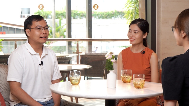 Thuận vợ, thuận chồng - Cặp đôi đầu tư thắng lớn cuộc thi chứng khoán - Ảnh 1.