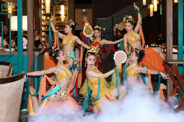 Nh&agrave; h&agrave;ng Quảng Đ&ocirc;ng chuẩn vị g&acirc;y sốt d&ugrave; chỉ mới ra mắt 1 tuần - Ảnh 5.