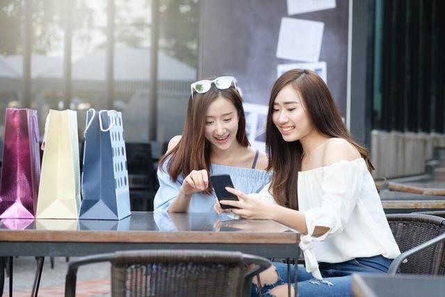 Thẻ t&iacute;n dụng quốc tế: Khi tiện lợi gặp an to&agrave;n kh&ocirc;ng tiếp x&uacute;c - Ảnh 4.