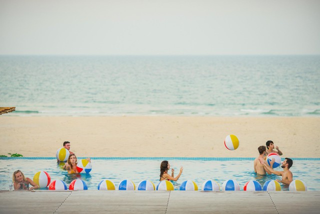 Wink Hotels tại Đà Nẵng gây ấn tượng với bãi biển Blush Beach Club - Ảnh 4.