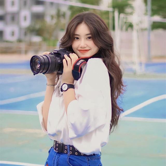 Kh&ocirc;ng phải mỹ nh&acirc;n phim TVB đ&acirc;u, nữ sinh ĐH FPT đ&oacute; - Ảnh 2.